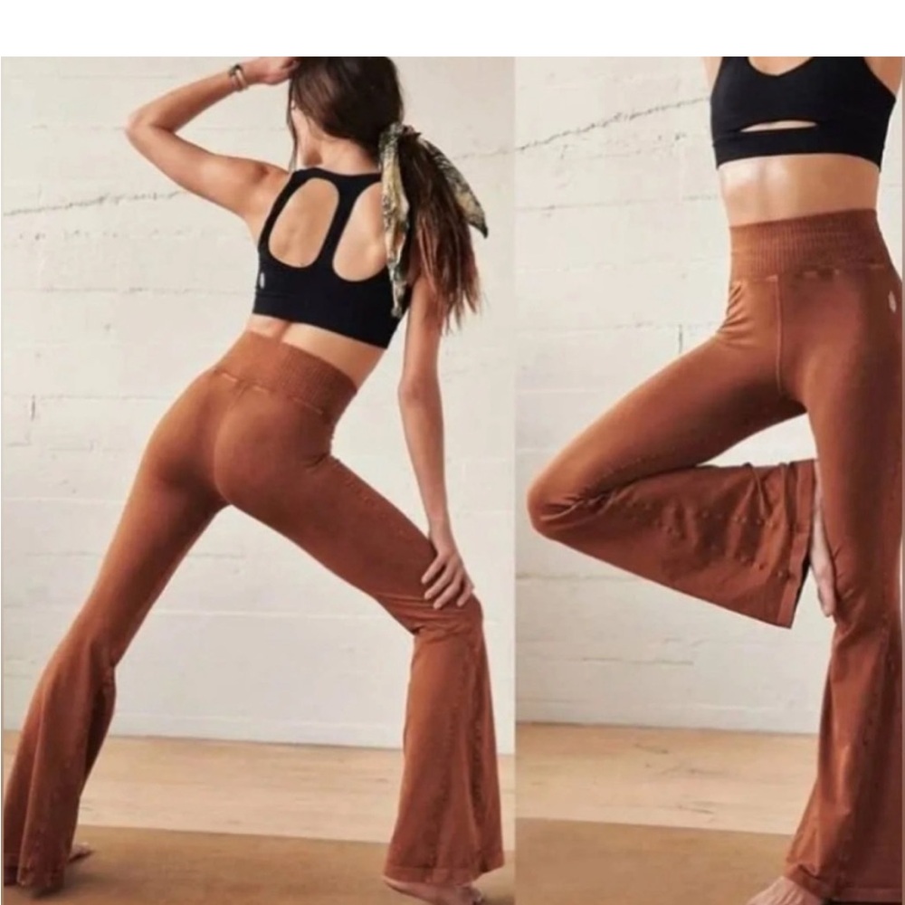 Free people movement Good Karma Crop flared leggings.
